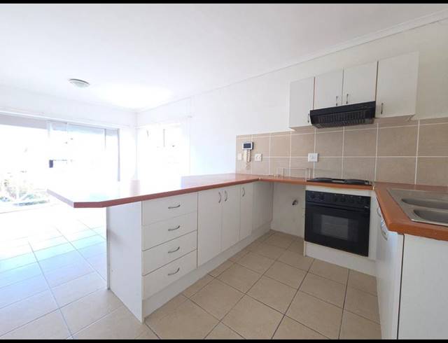 2 BEDROOM APARTMENT FOR SALE IN DE LA HAYE